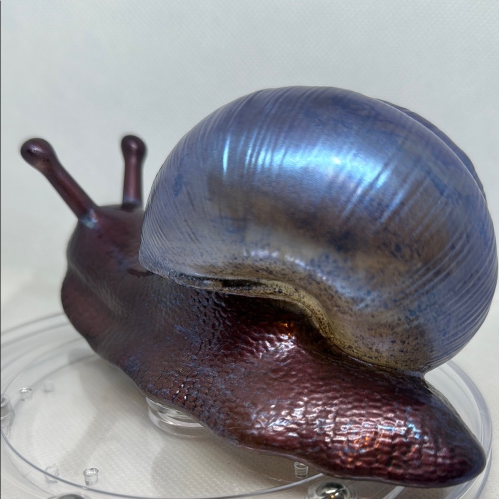 Iridescent Resin Snail Figurine - Picture 5 of 12